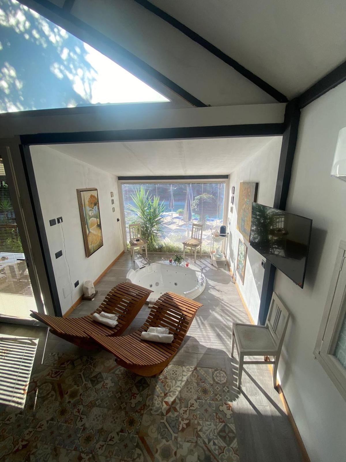 Agriturismo La Locanda Del Parco 莫拉诺卡拉布罗 外观 照片
