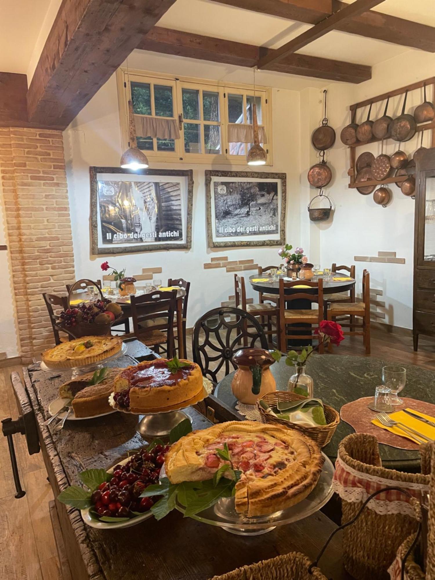 Agriturismo La Locanda Del Parco 莫拉诺卡拉布罗 外观 照片