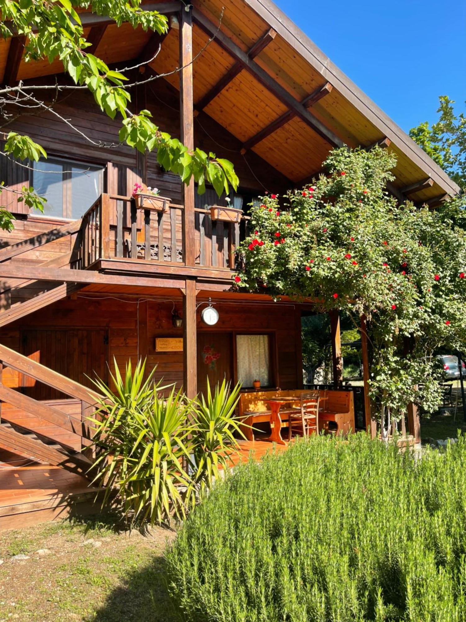 Agriturismo La Locanda Del Parco 莫拉诺卡拉布罗 外观 照片